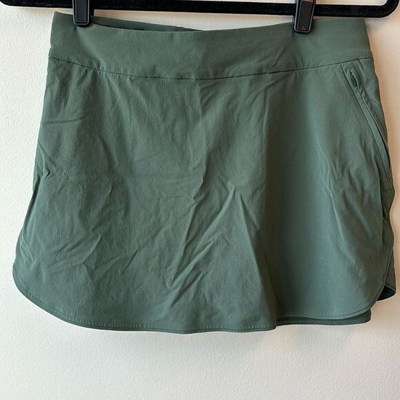 Outdoor Voices Dresses & Skirts - Outdoor Voices skirt green small